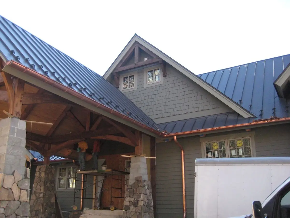 Craftsman Roofing team delivering quality roofing work in Leffingwell